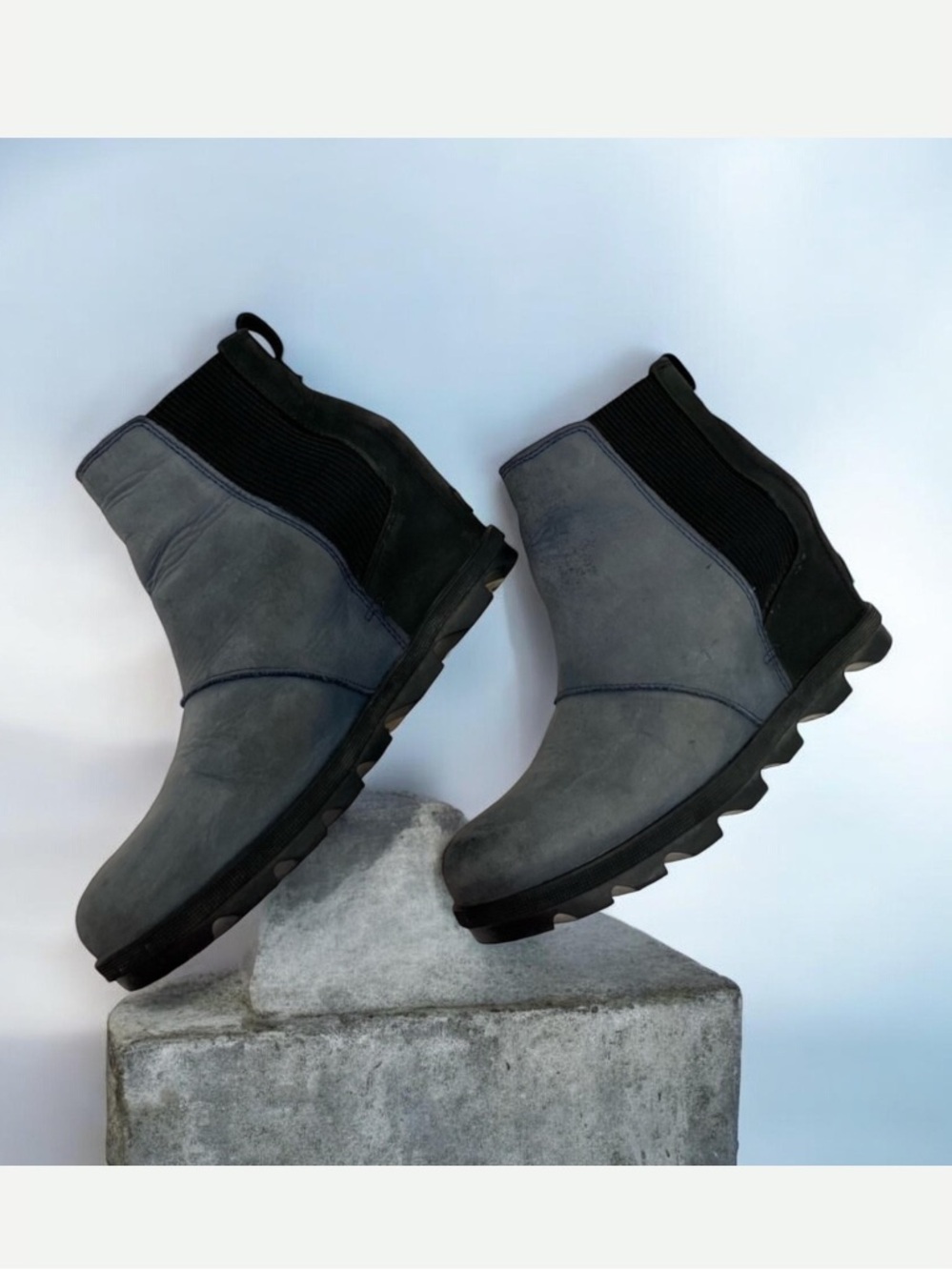Sorel Suede Heel Booties Sz 8.5